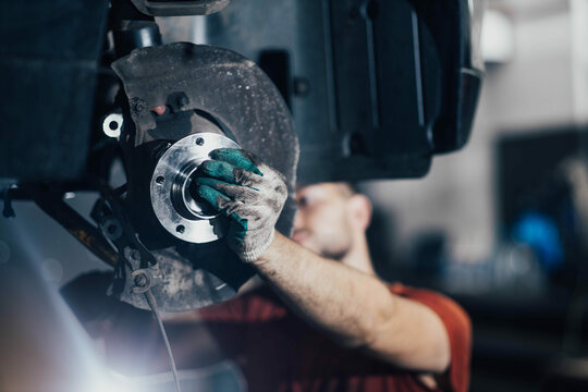 Wheel hub repair